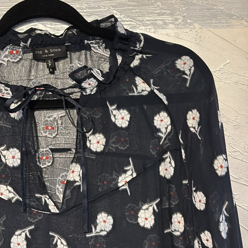 Rag & Bone Sheer Floral Silk Blouse Top Size S Blue & White - Picture 4 of 16